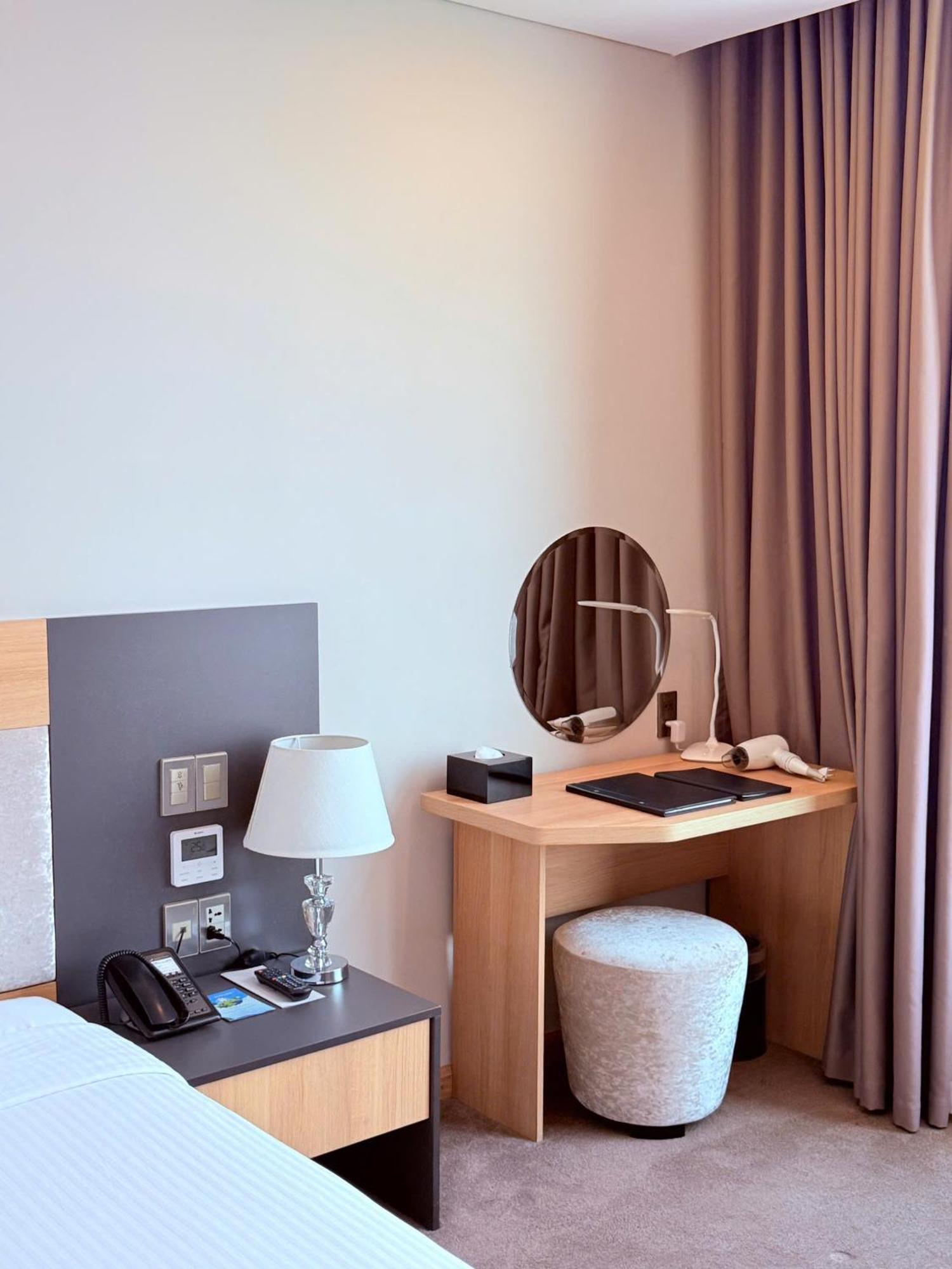 Muong Thanh Luxury Nha Trang Hotel Exterior foto